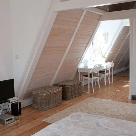 Kalkmarkt Lägenhet *